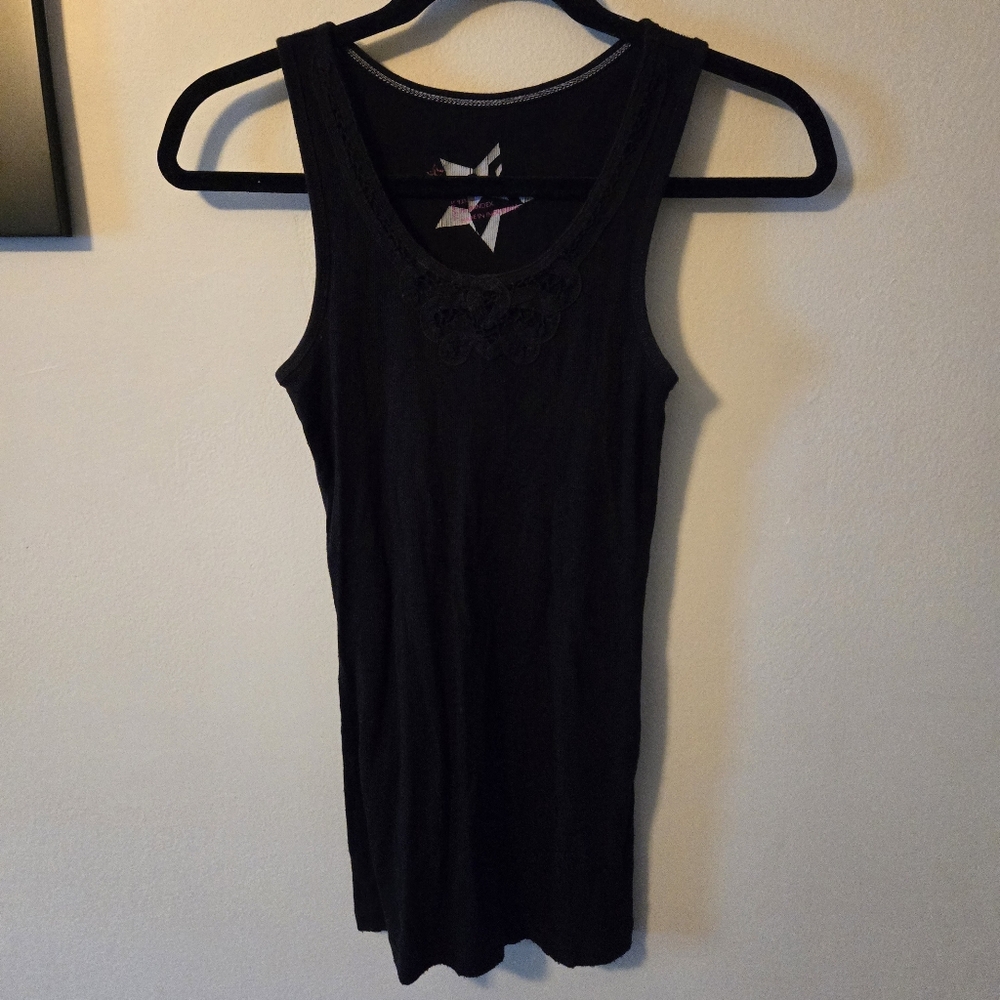 Nollie small cotton tank top with lace detail,  euc